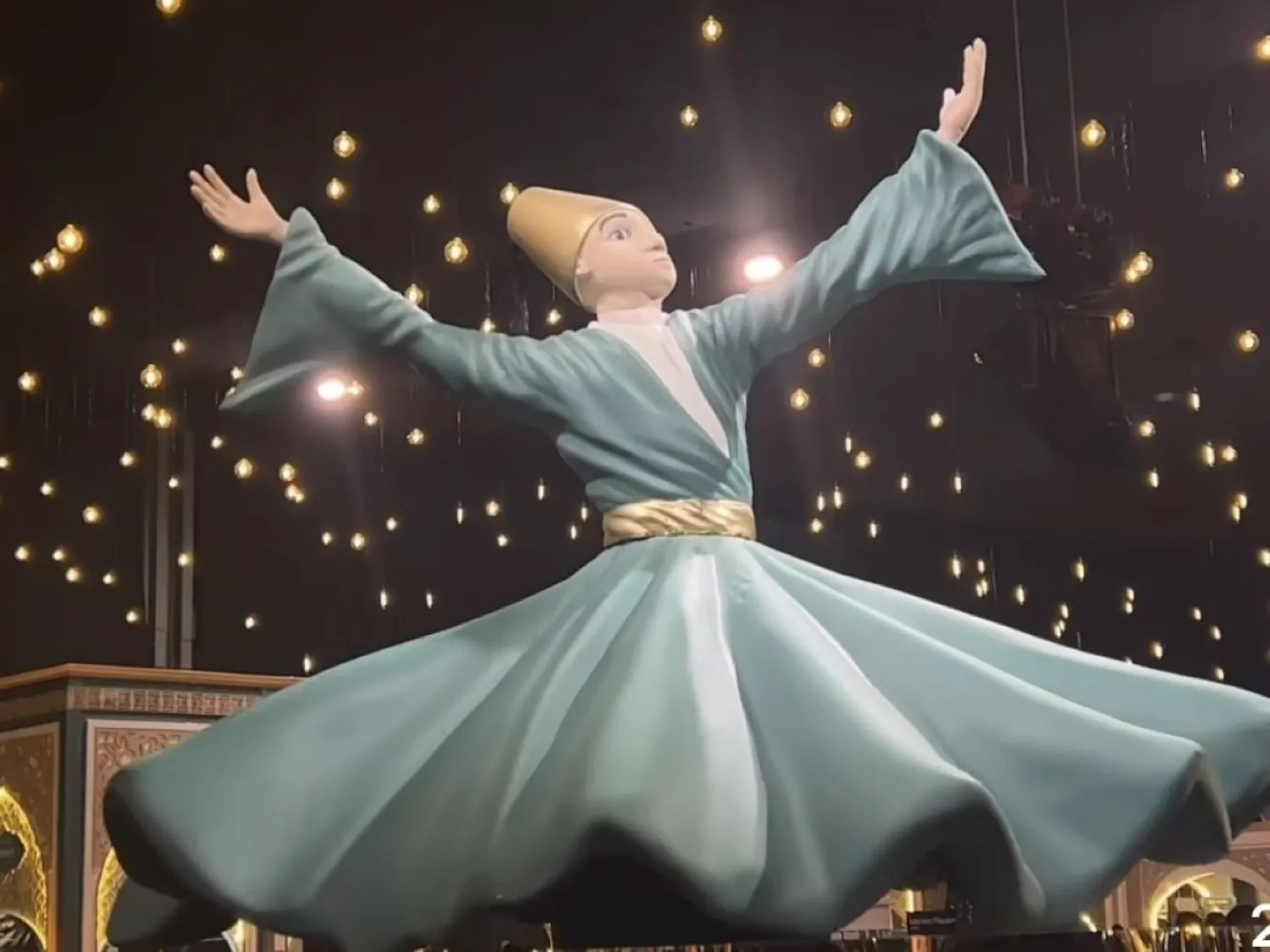 في «فوروم دي بيروت» خيمة «ليالي زمان» والترفيه عنوانها (إنستغرام)