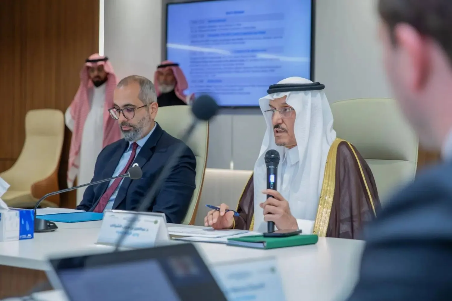 الدكتور عبد العزيز الشيباني خلال افتتاح الورشة التحضيرية في الرياض (الشرق الأوسط)