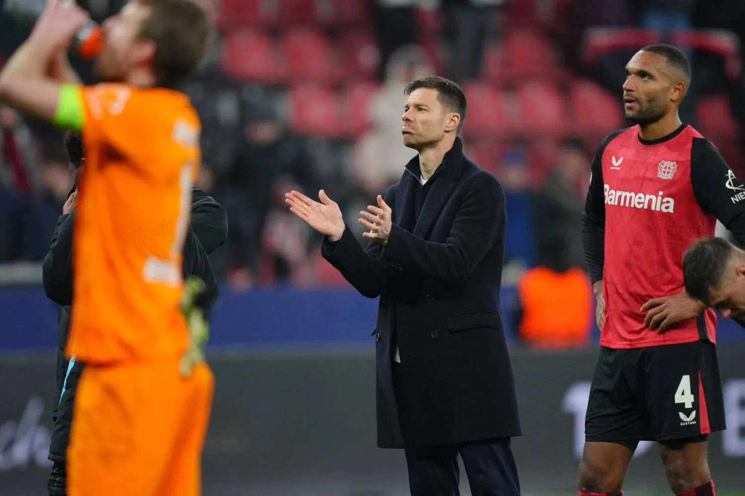 تشابي ألونسو مدرب باير ليفركوزن (أ.ف.ب)