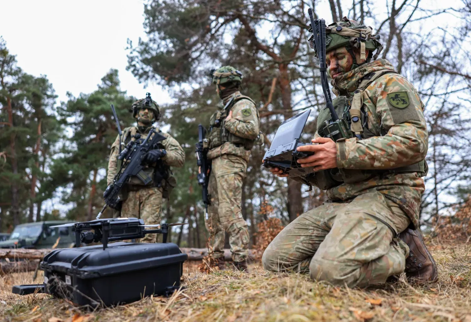 Almanya'da gerçekleşen NATO tatbikatlarından (EPA)