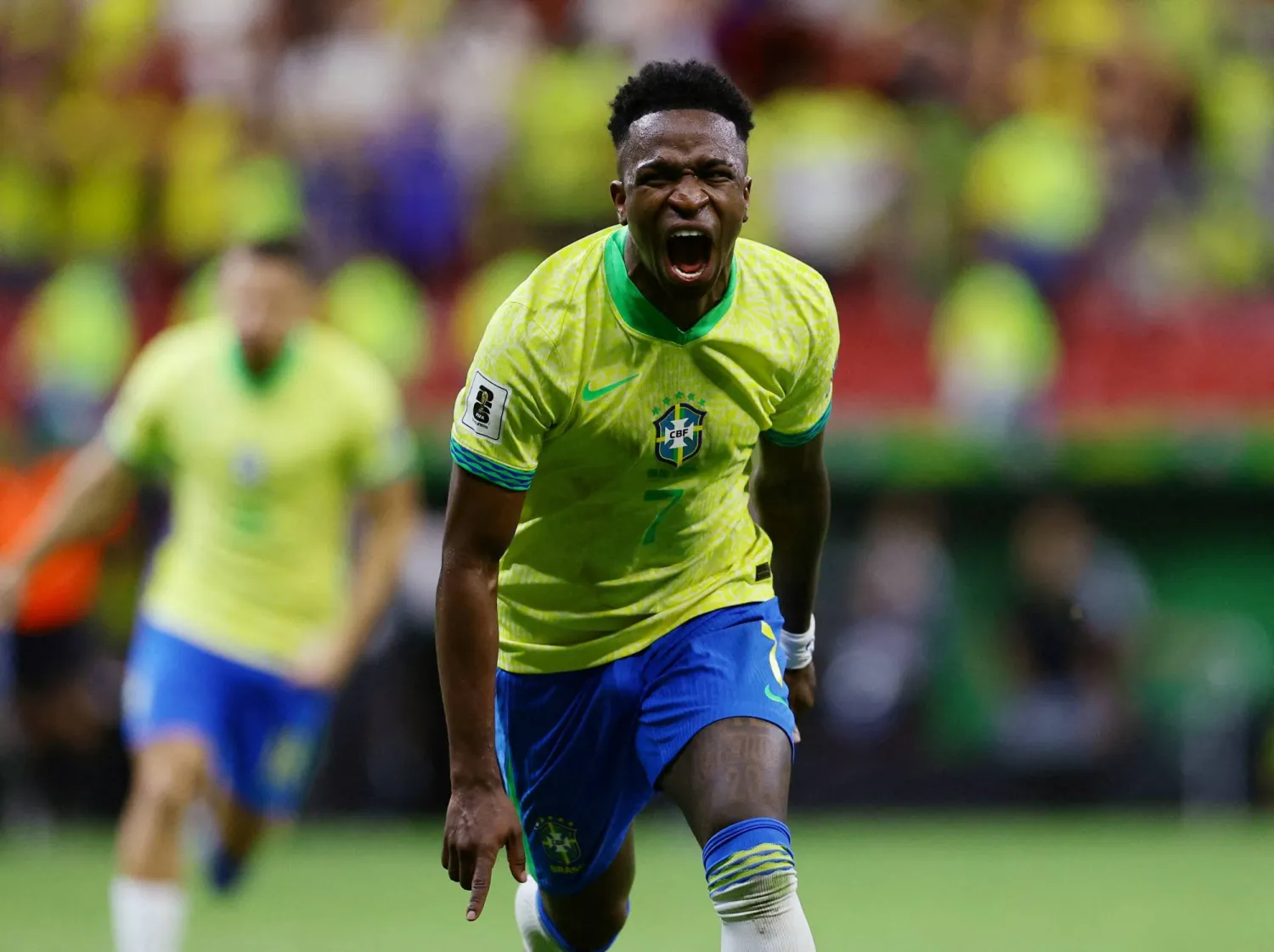 Vinicius J nior s Late Goal Seals Brazil s 2 1 Win Over Colombia In 
