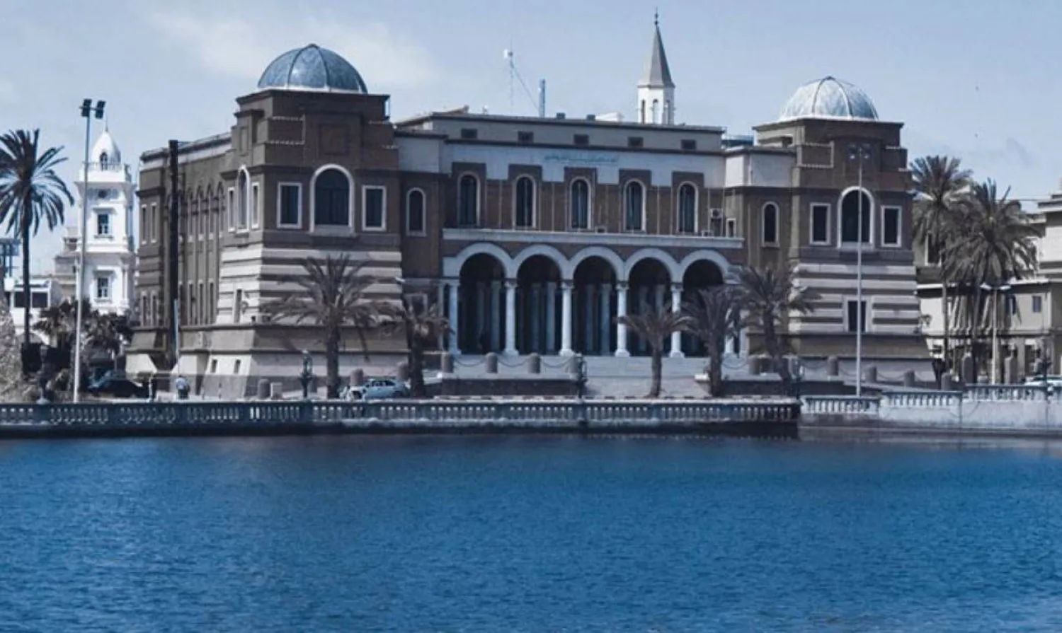 انخفاض جديد للدينار الليبي أمام الدولار (المركزي الليبي)