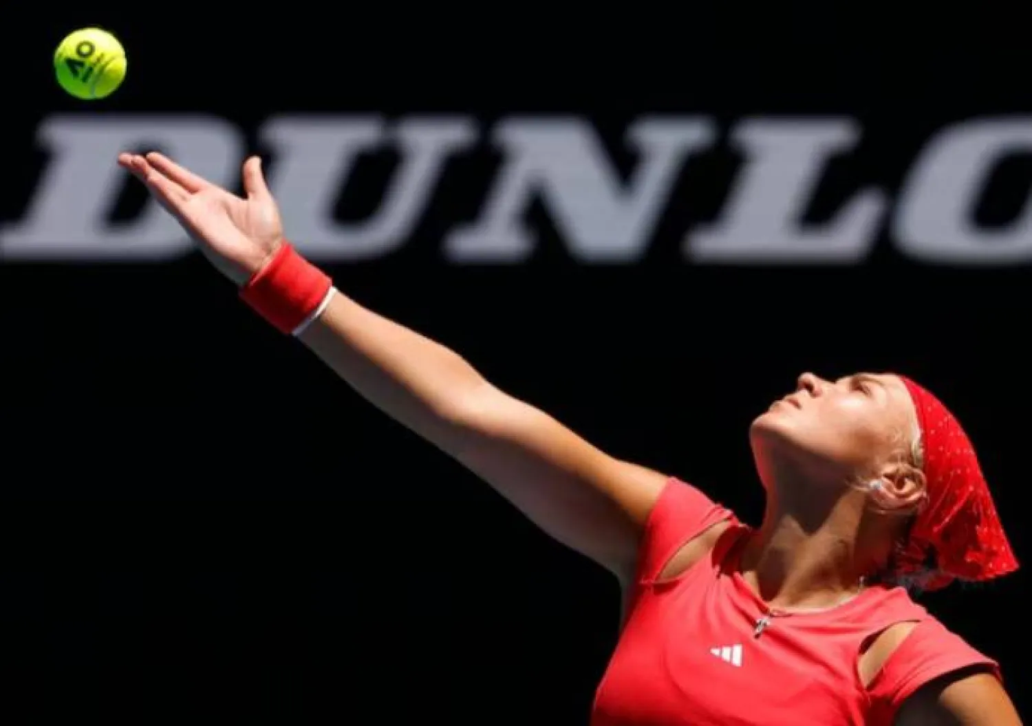 دينارا سافينا (رويترز)