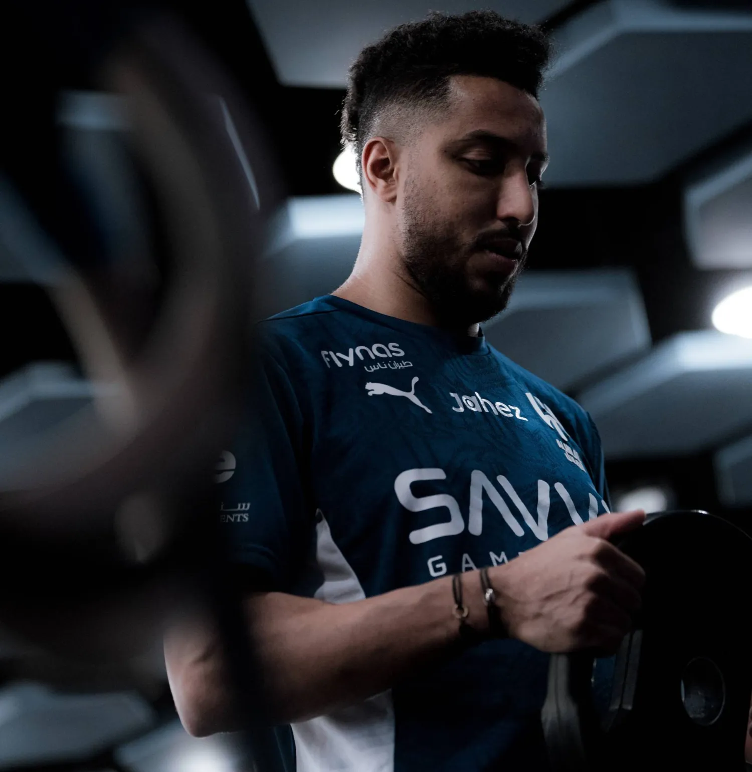 الإنفلونزا حرمت سالم من المشاركة في المباراة (نادي الهلال) 