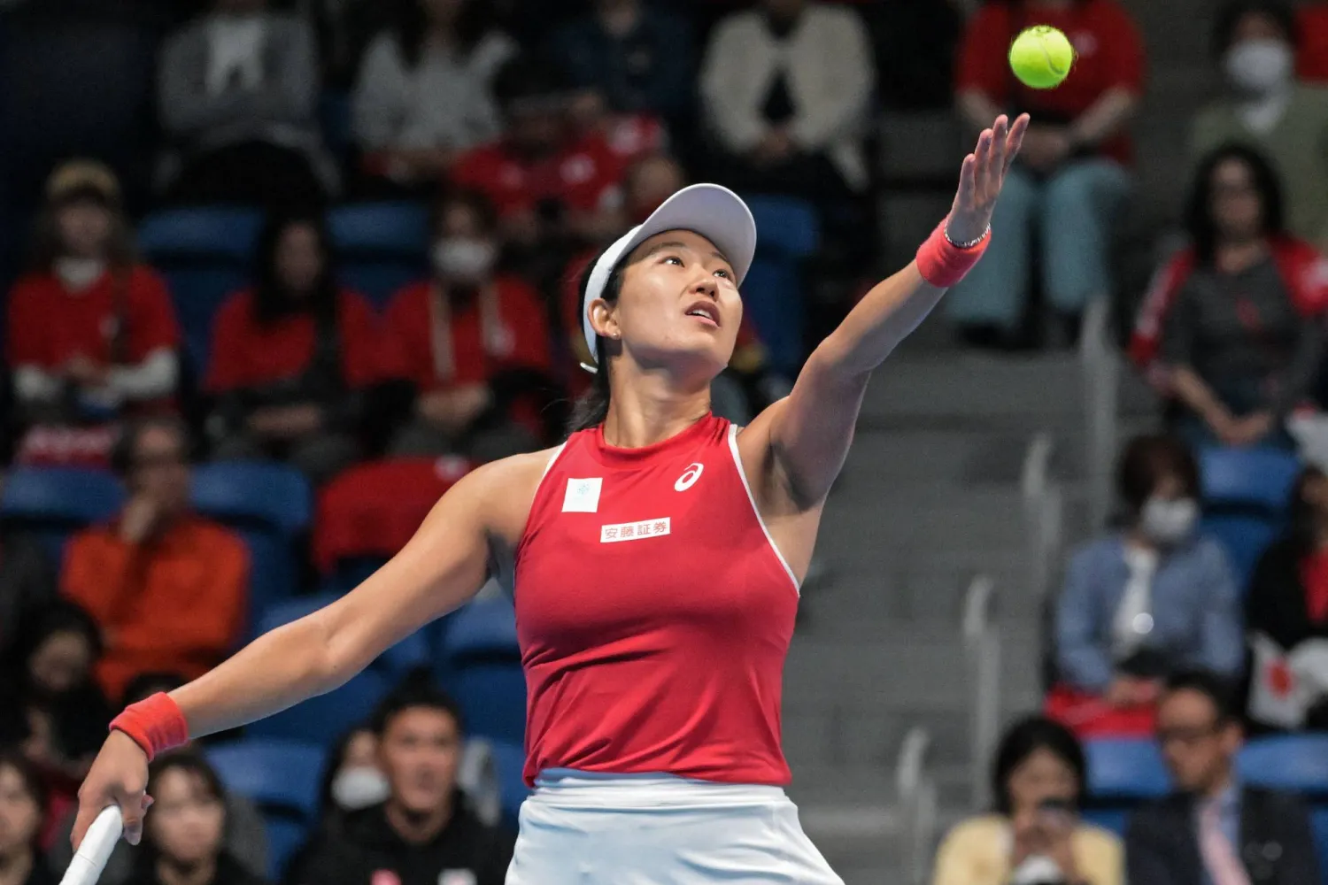 مويوكا أوتشيجيما قادت اليابان للفوز على رومانيا (أ.ف.ب)