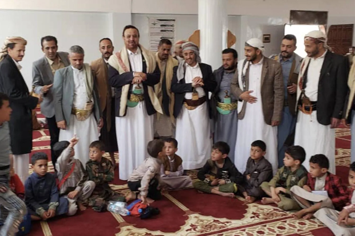 جانب من تدشين مركز صيفي حوثي في مديرية معين بصنعاء (إعلام حوثي)