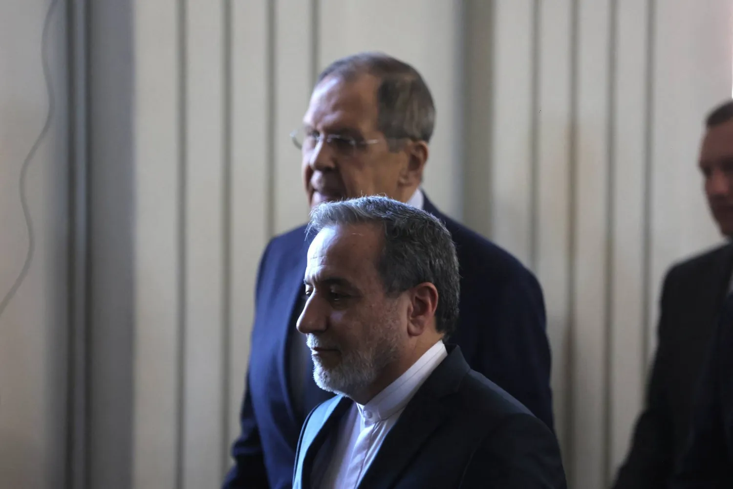 عراقجي مستقبلاً لافروف في طهران فبراير الماضي (إ.ب.أ)