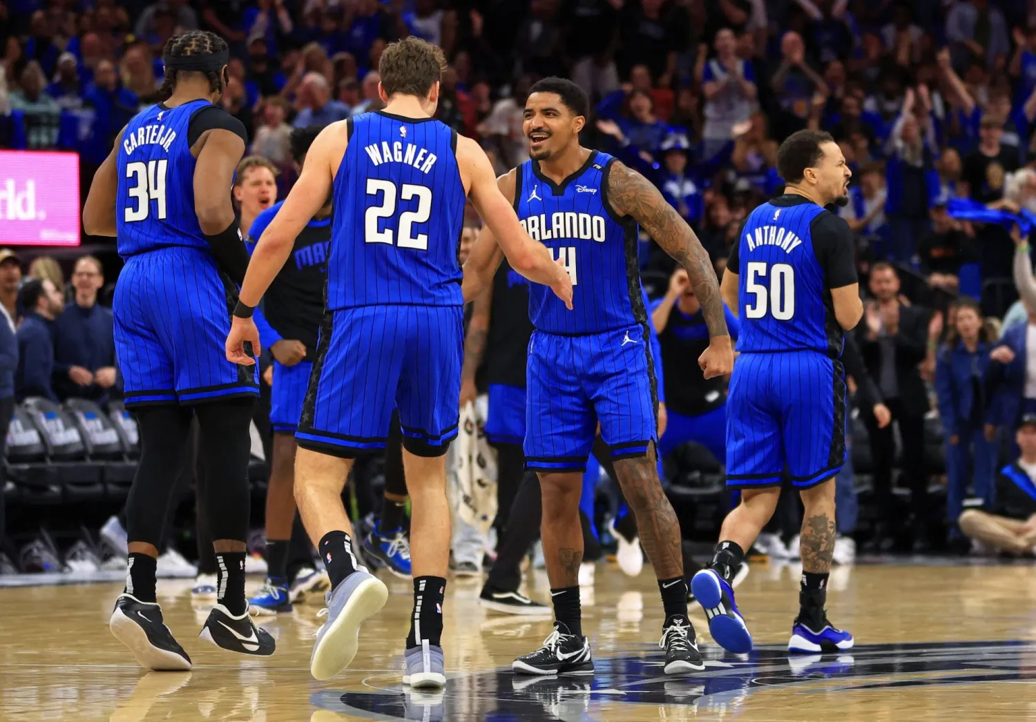 لاعبو أورلاندو ماجيك يستعدون لمواجهات حاسمة في الموسم (أ.ف.ب)