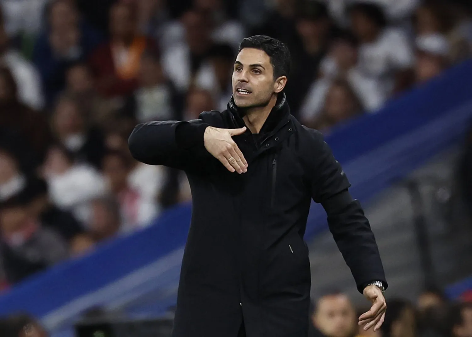 ميكيل أرتيتا مدرب آرسنال (رويترز)