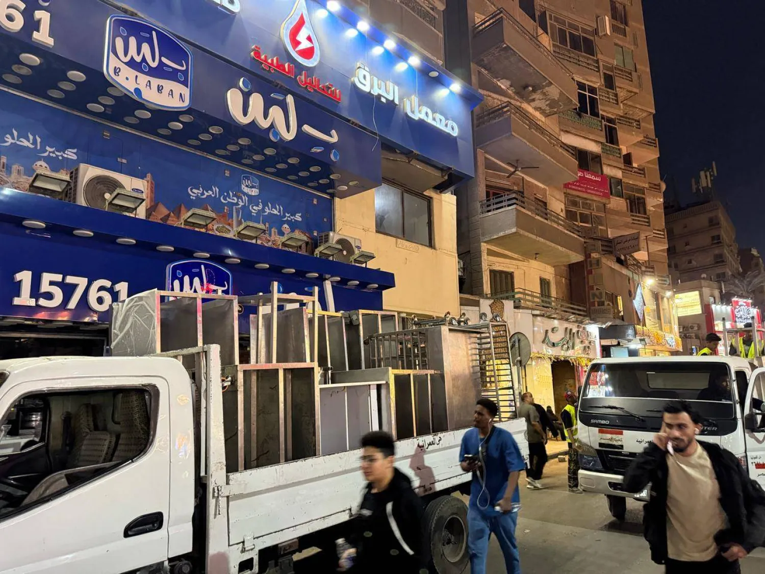 إغلاق فروع بلبن في مختلف المحافظات المصرية  (محافظة الجيزة)