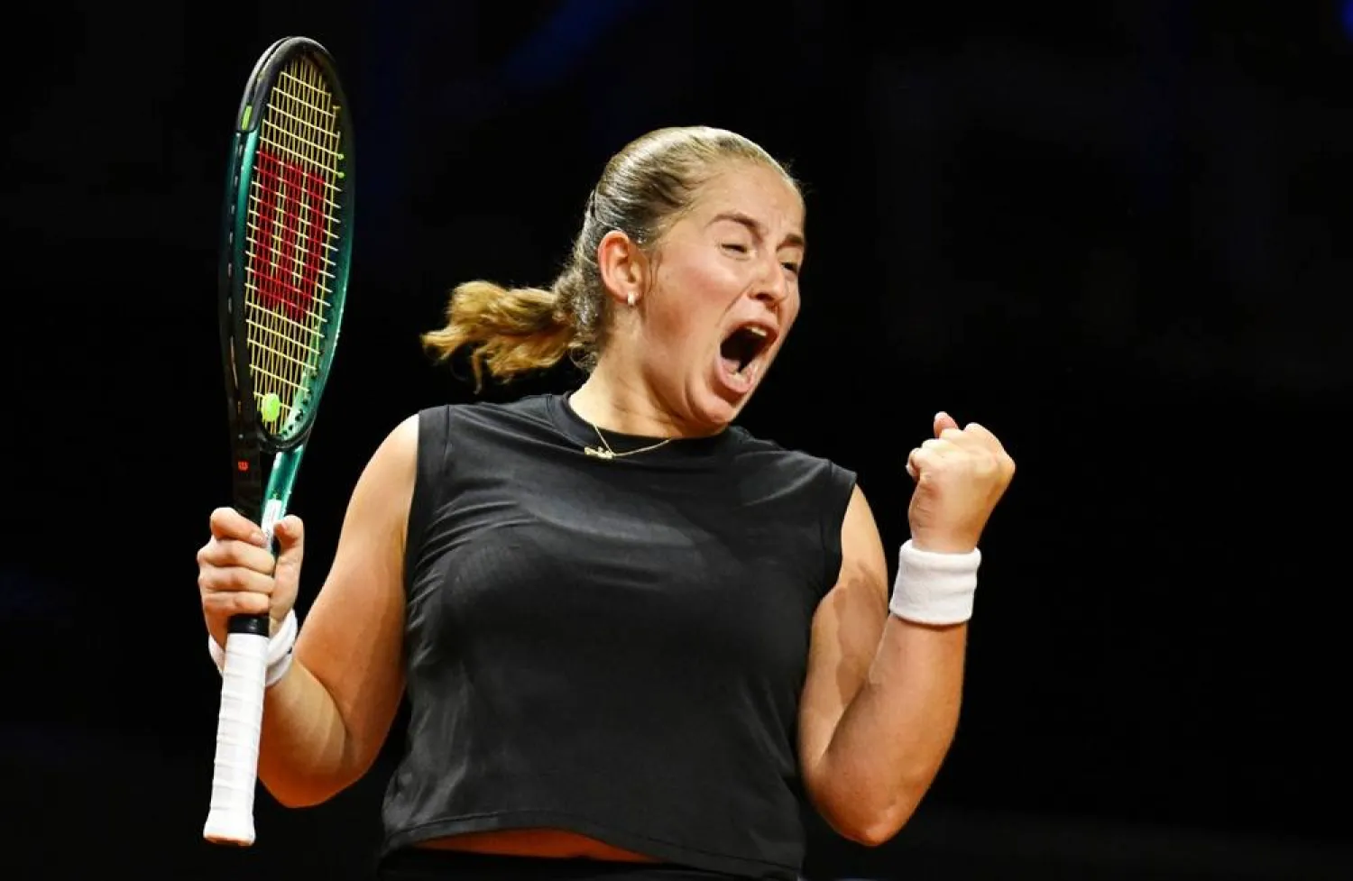  Lithuania's Jelena Ostapenko celebrates victory against against Poland's Iga Swiatek during their women's singles quarterfinal tennis match at the WTA tour in Stuttgart, Germany, Saturday, April 19, 2025. (Marijan Murat/dpa via AP) 