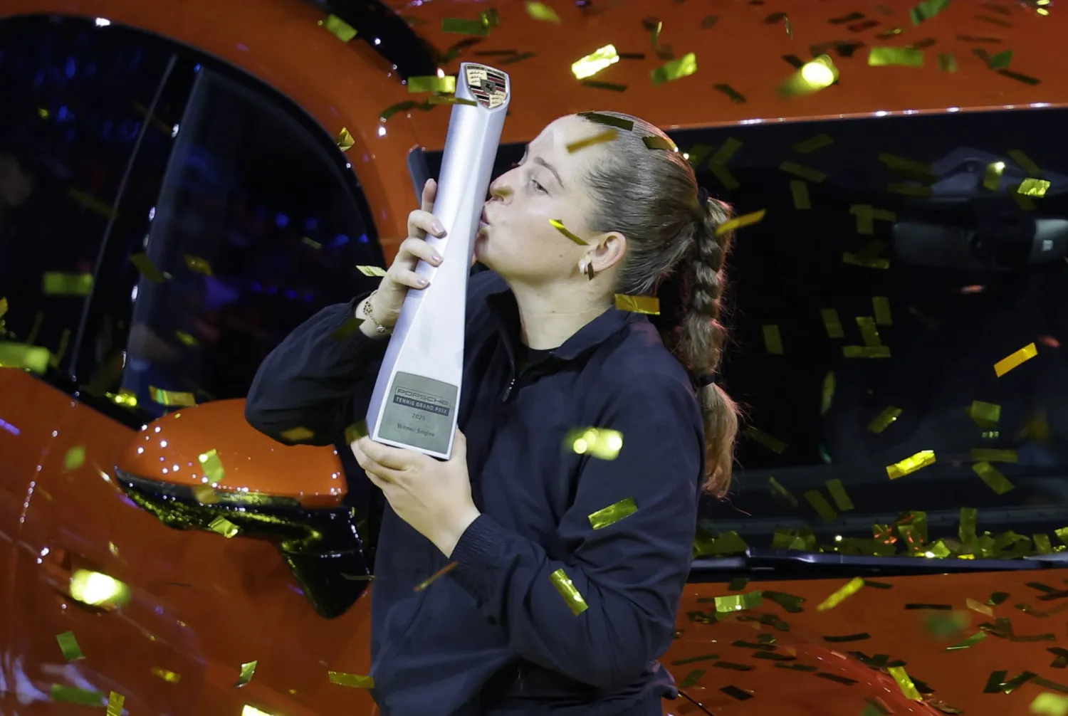 يلينا أوستابنكو (إ.ب.أ)