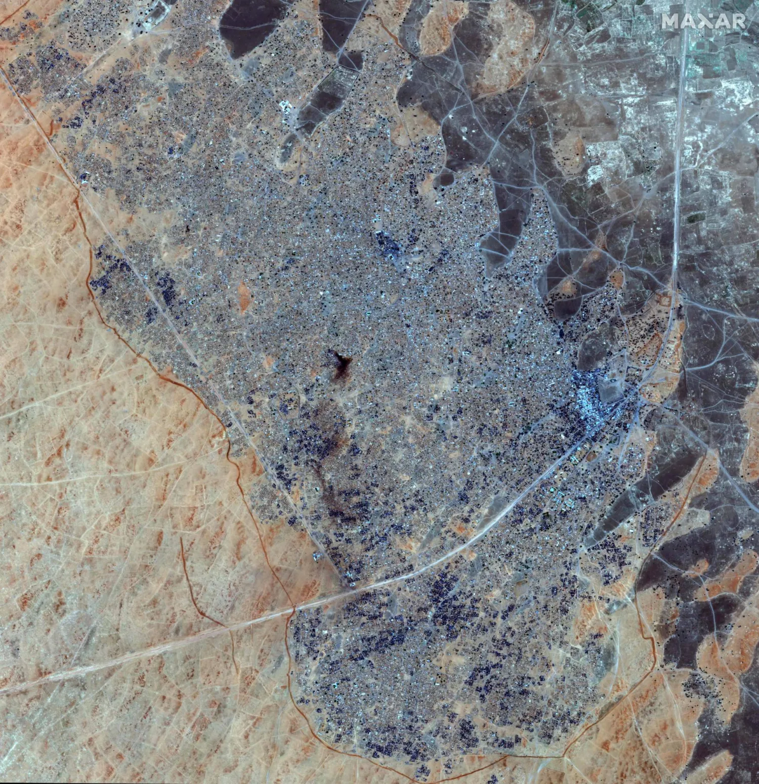 صورة من الأقمار الاصطناعية لمدينة الفاشر المحاصرة في إقليم دارفور (أ.ف.ب)