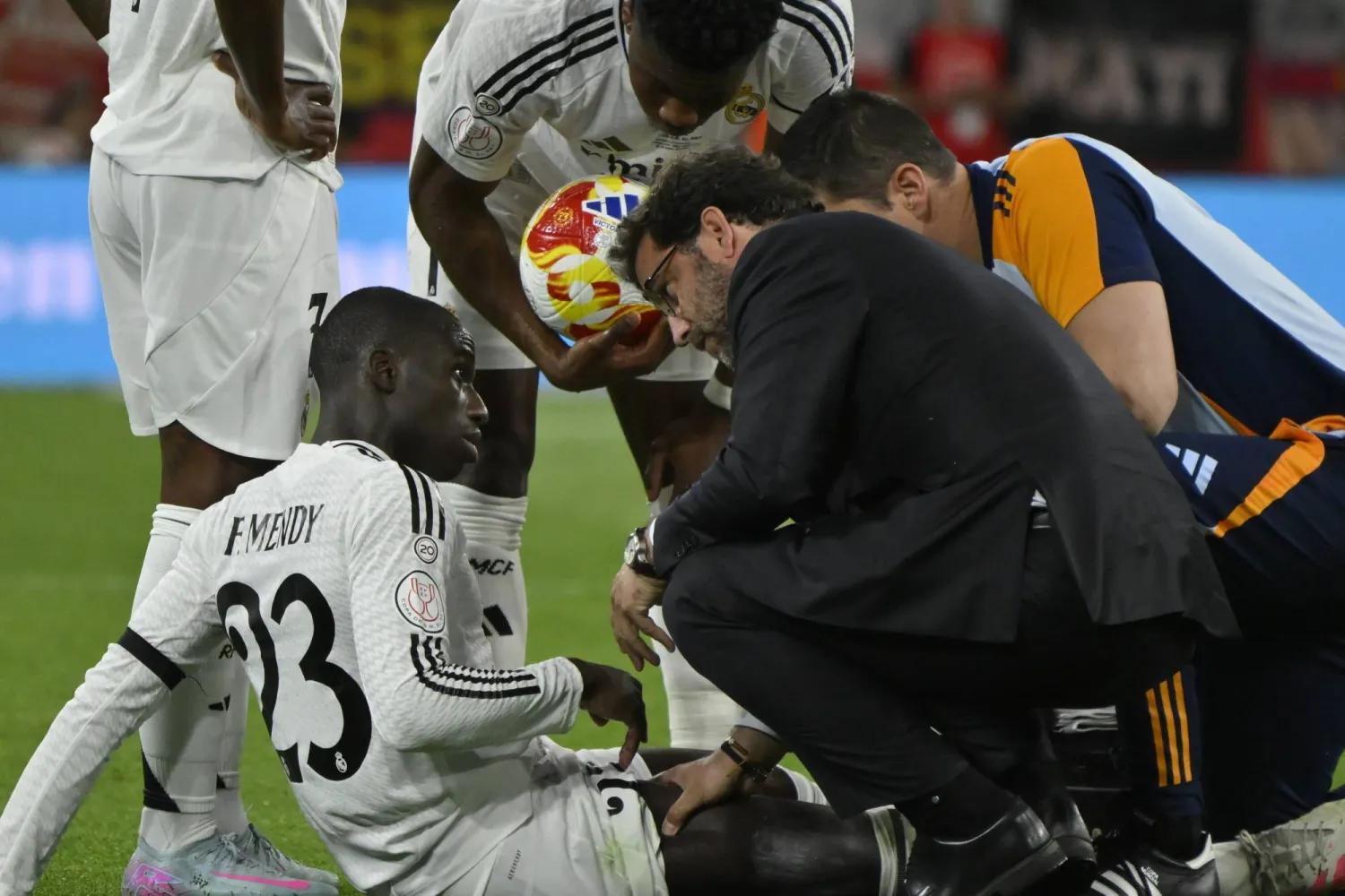 فيرلان مندي (إ.ب.أ)