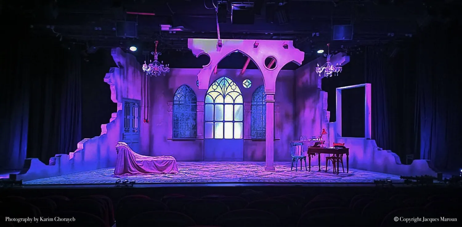 ديكور «فينوس» المبهر (مسرح مونو)