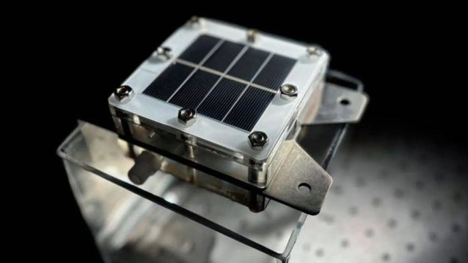 الجهاز الجديد