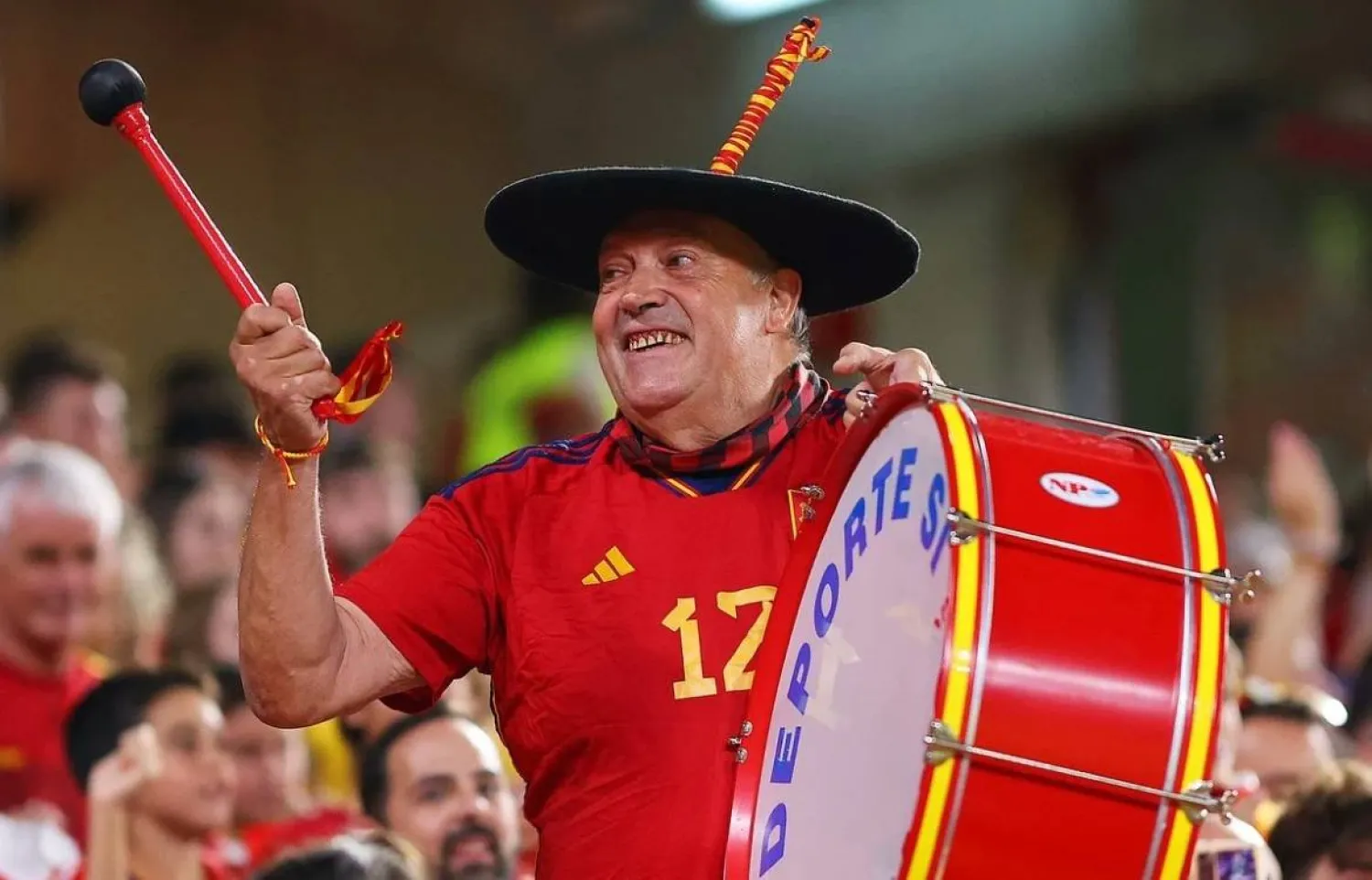 مانويل كاسيريس أرتيسيرو (وسائل إعلام إسبانية)