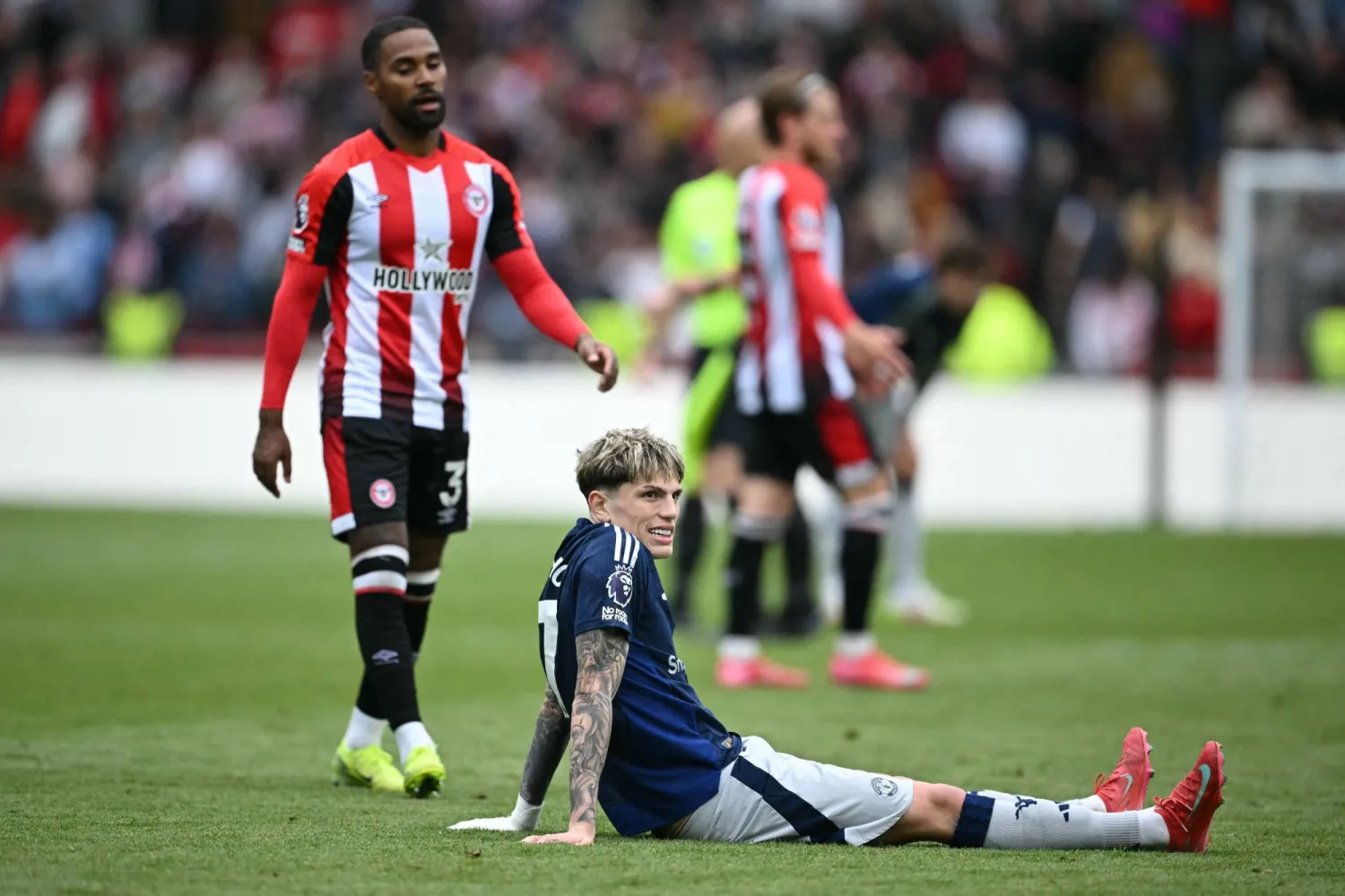 غارناتشو لاعب مانشستر يونايتد محبطاً بعد الخسارة (أ.ف.ب)