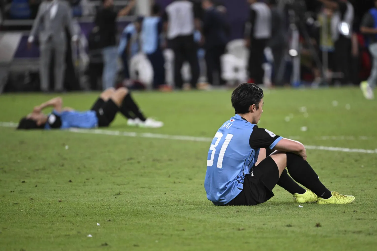 لم تمر خسارة كاواساكي النهائي أمام الأهلي السعودي دون أن تترك صدى واسعاً في الصحافة اليابانية والعالمية (أ.ب)