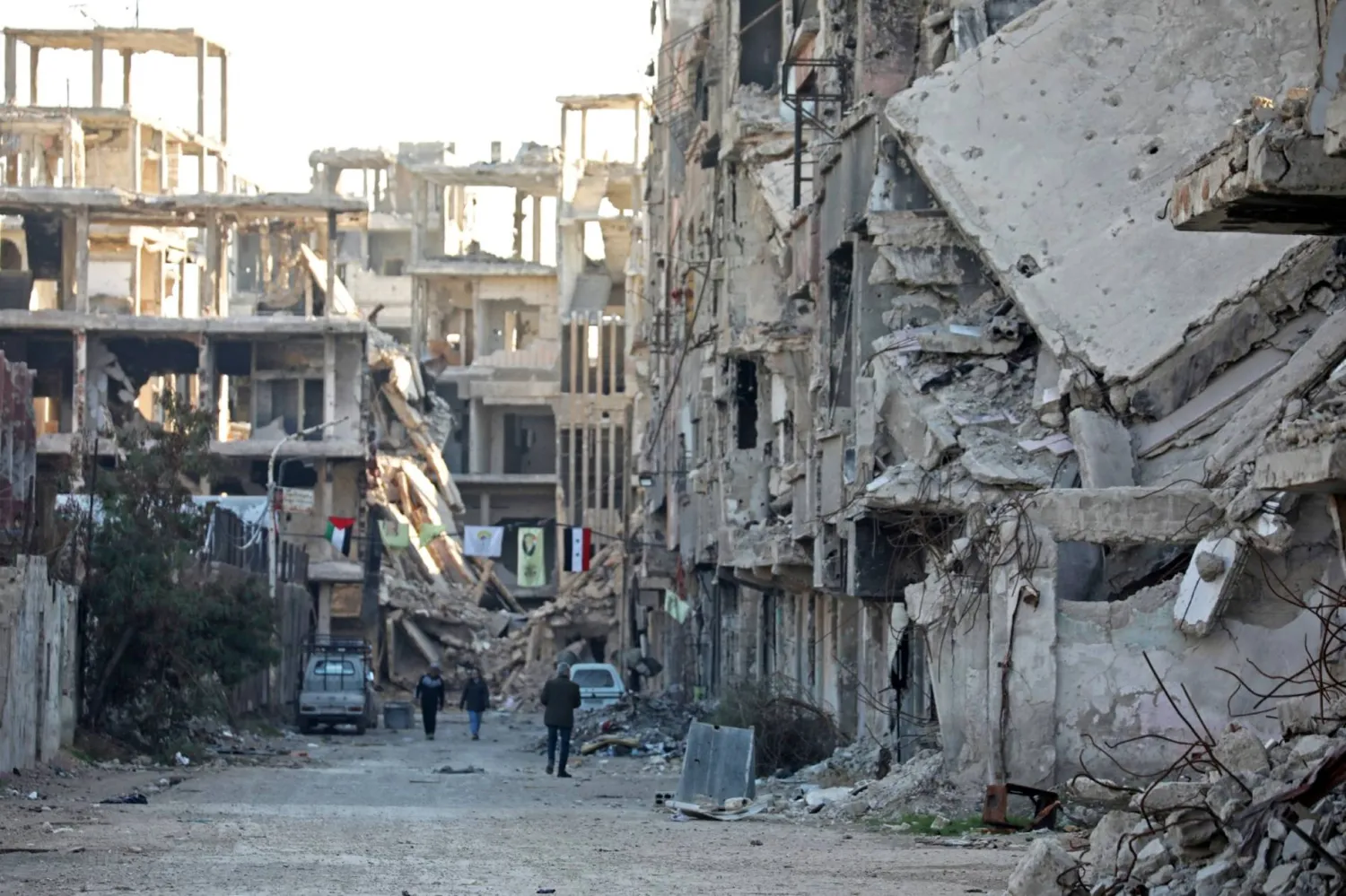 دمار في مخيم اليرموك للاجئين الفلسطينيين في دمشق (الشرق الأوسط)