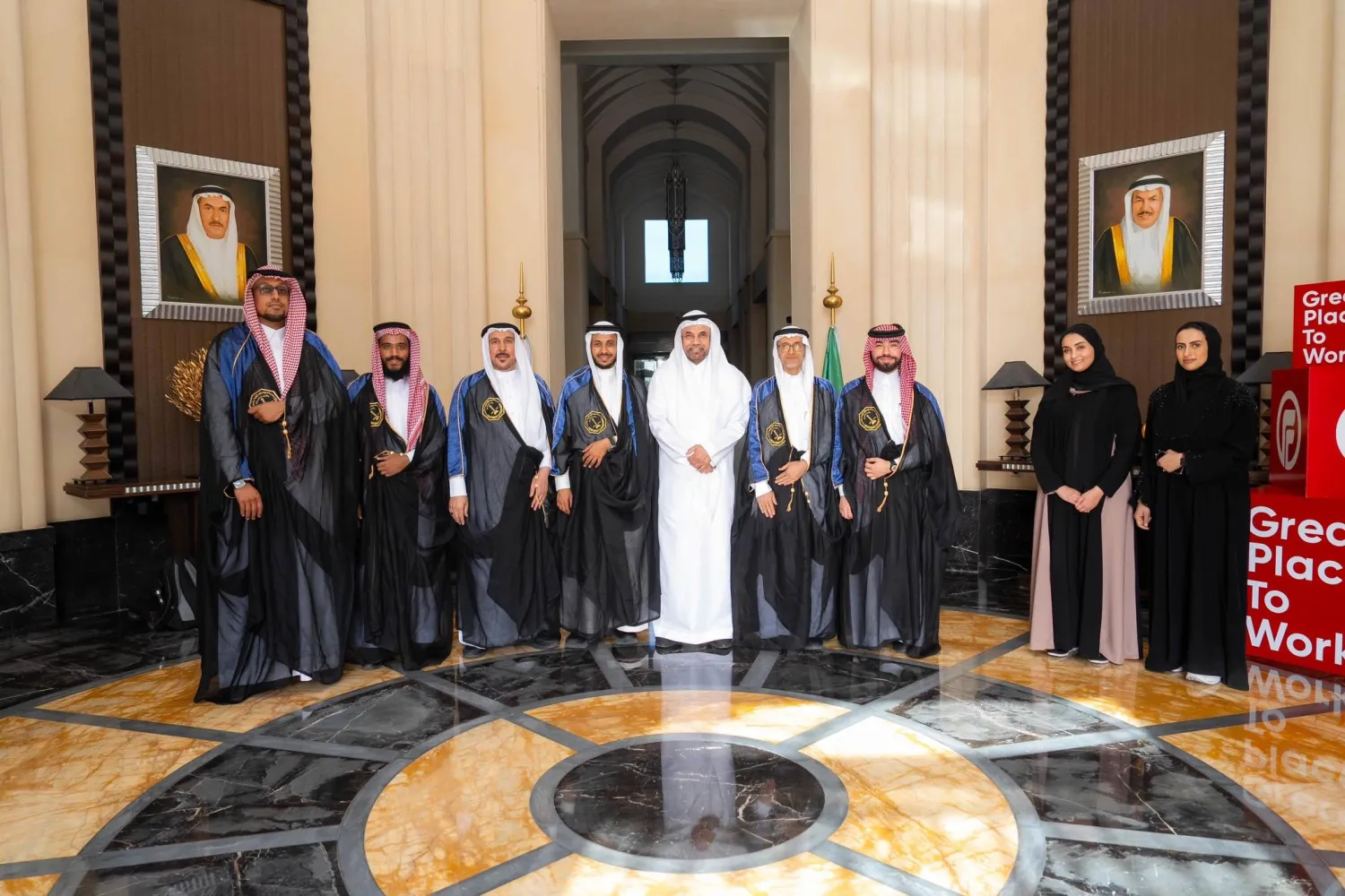 «أكاديمية الفوزان» تحتفل بتخريج الدفعة الأولى من برنامج ماجستير إدارة المؤسسات غير الربحية