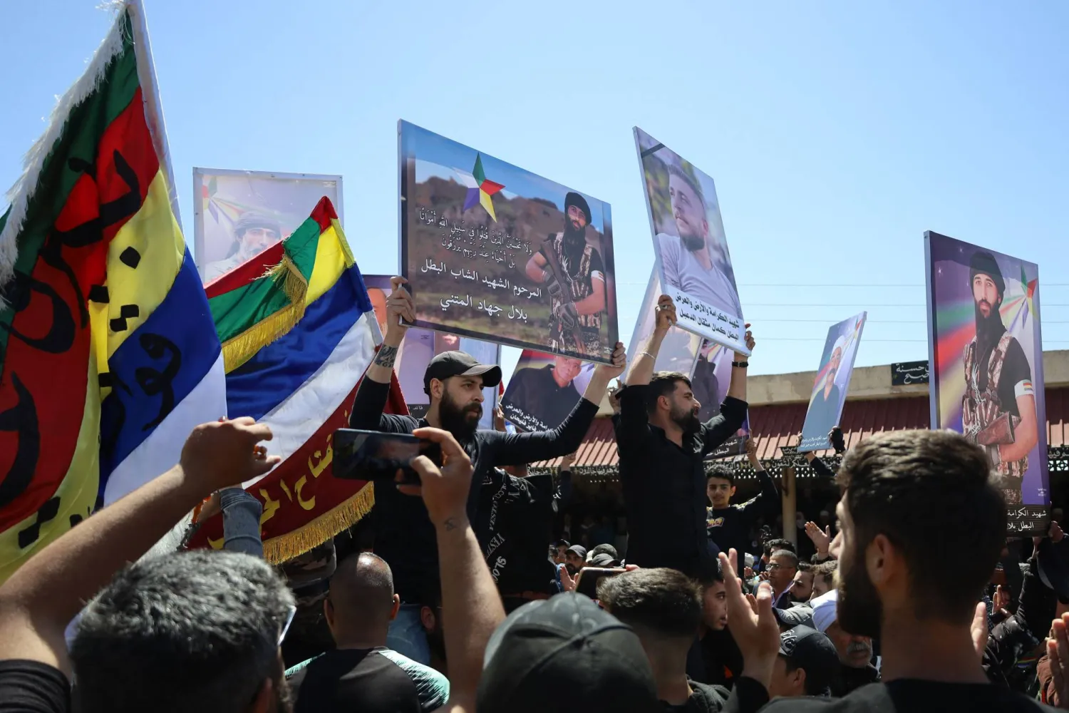 خلال تشييع أحد قتلى المواجهات في قرية صلخد بمحافظة السويداء (أرشيفية - أ.ف.ب)