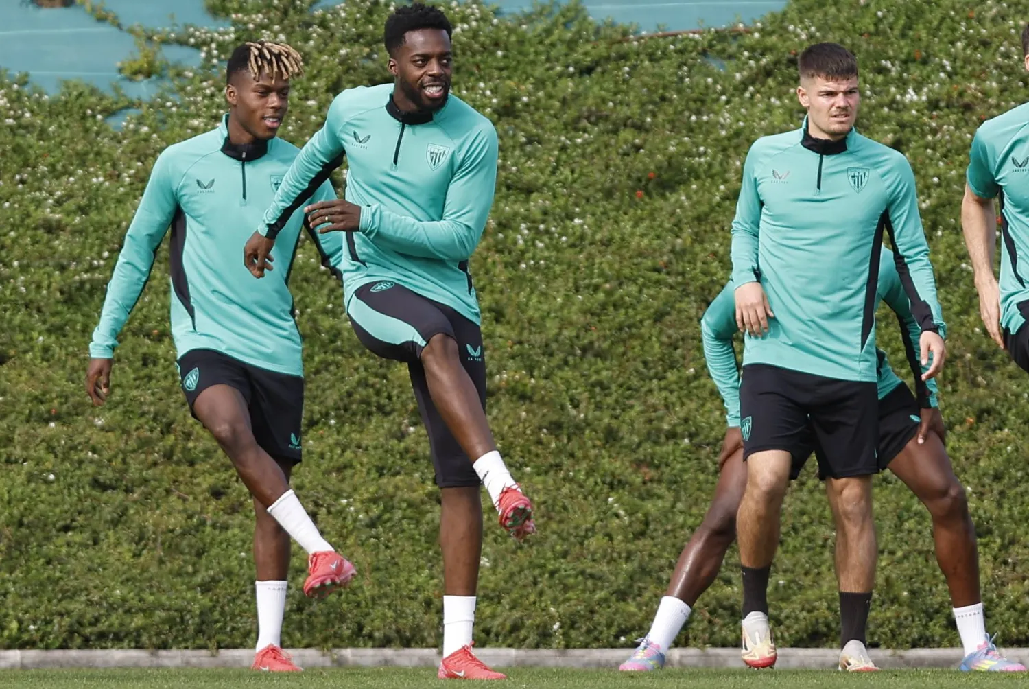 أتلتيك بلباو تلقّى ضربة مُوجعة بإصابة 3 لاعبين قبل مواجهة مانشستر يونايتد (إ.ب.أ)