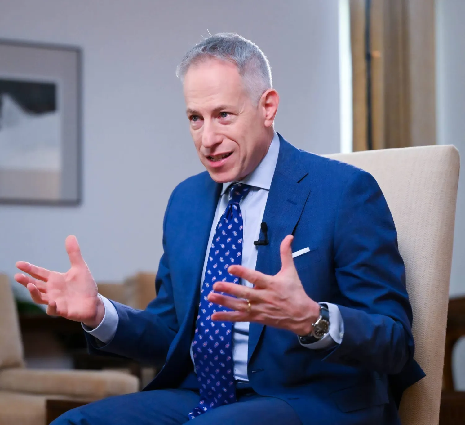 أكد مايكل راتني أن زيارة ترمب للرياض تمثل رسالة ثقة وتقدير وقوة للعلاقات بين البلدين (تصوير: بشير صالح)