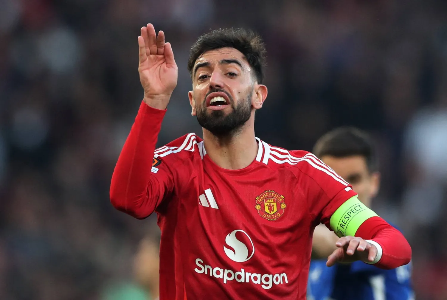 برونو خلال مشاركته أمام بلباو في الدوري الأوروبي (رويترز)