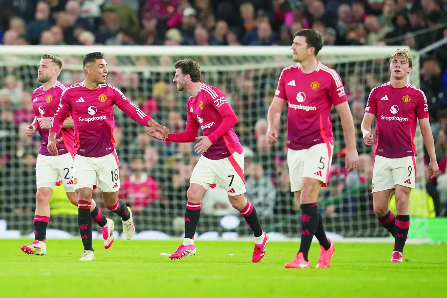 
تأهله إلى نهائي الدوري الأوروبي وفوزه على توتنهام في النهائي سيضمن لمانشستر يونايتد مكاناً في دوري الأبطال بعد موسمه المخيب (أ.ب)