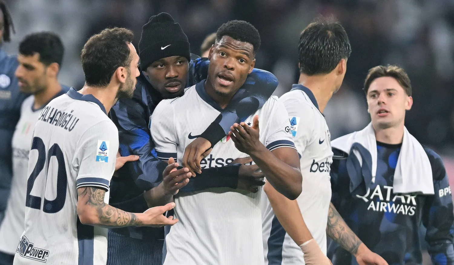 إنتر ميلان هزم تورينو وواصل سباق لقب السيريا إيه (إ.ب.أ)