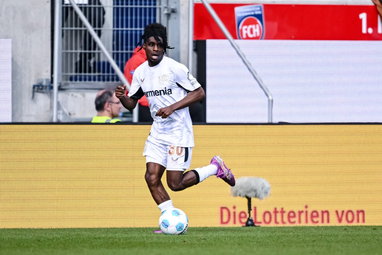 جيريمي فريمبونغ (د.ب.أ)