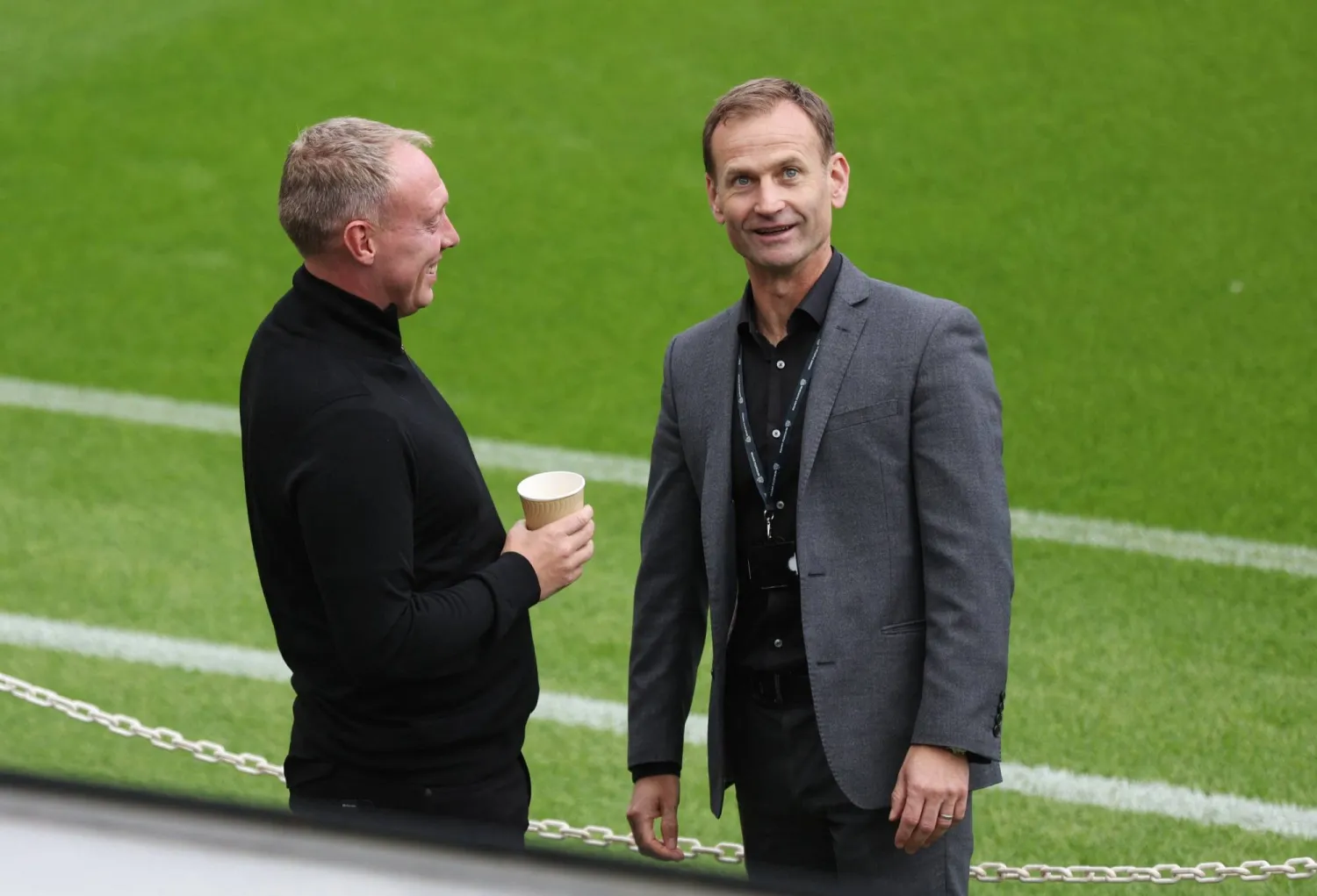 دان آشوورث (رويترز)