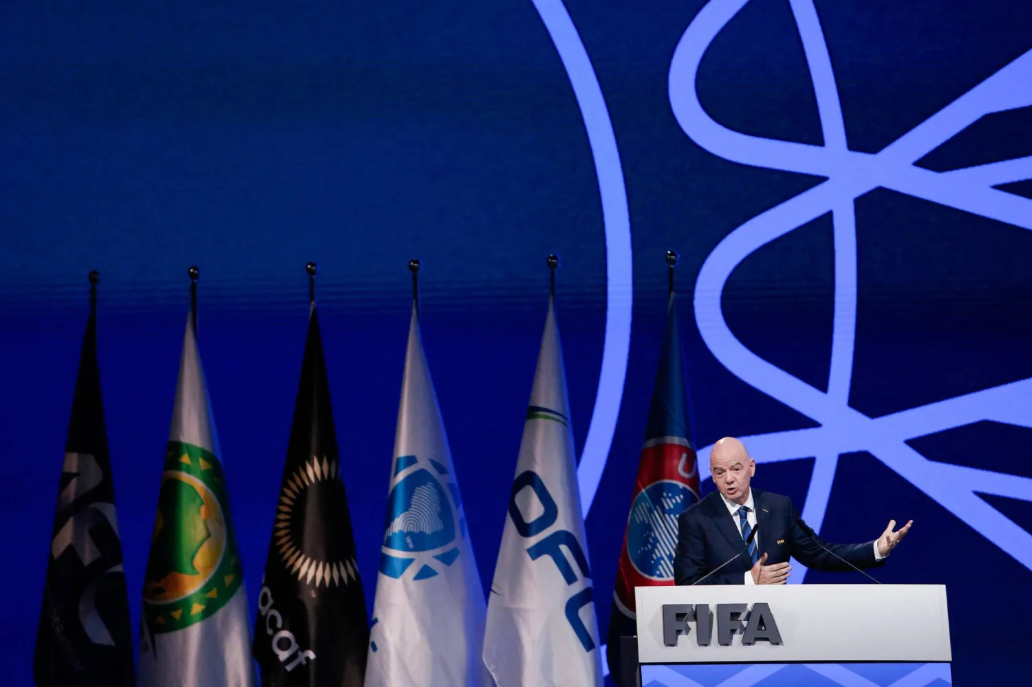 جياني إنفانتينو (رويترز)