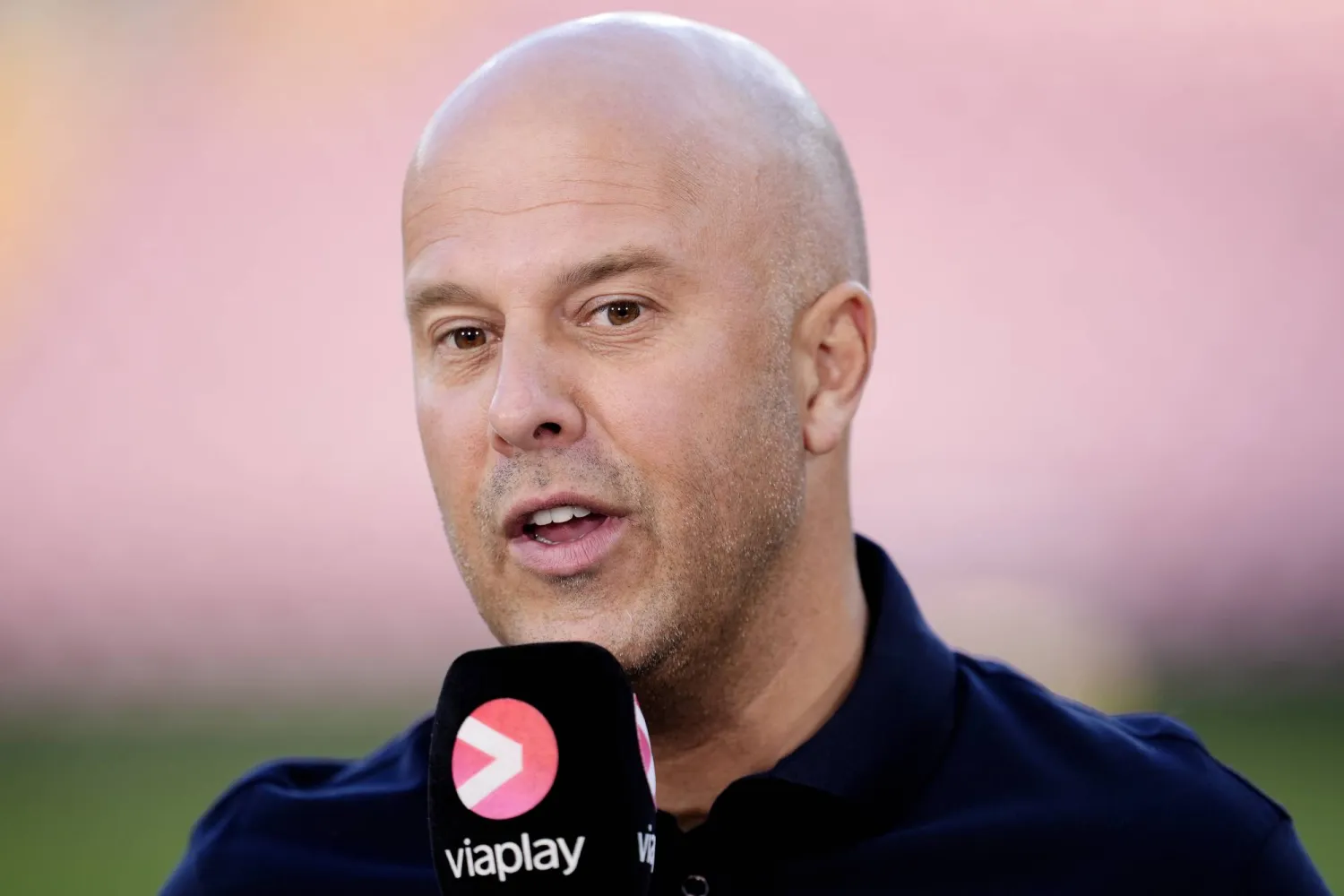 الهولندي آرني سلوت المدير الفني لفريق ليفربول (د.ب.أ)