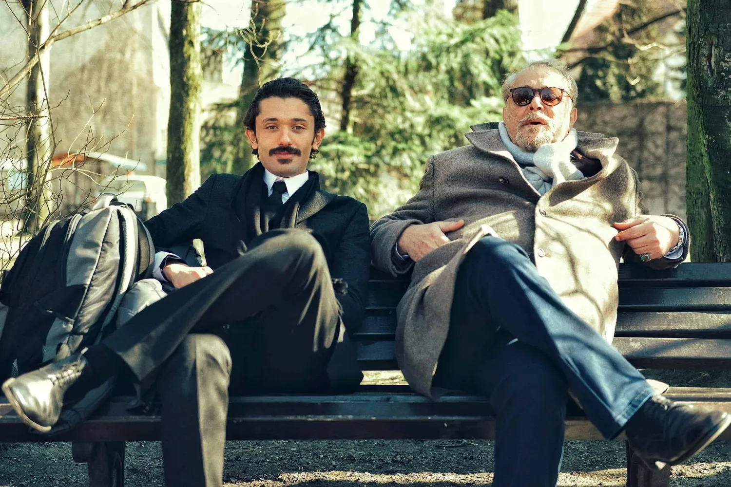 محمود عبد العزيز ونجله كريم (حساب كريم بـ«فيسبوك»)