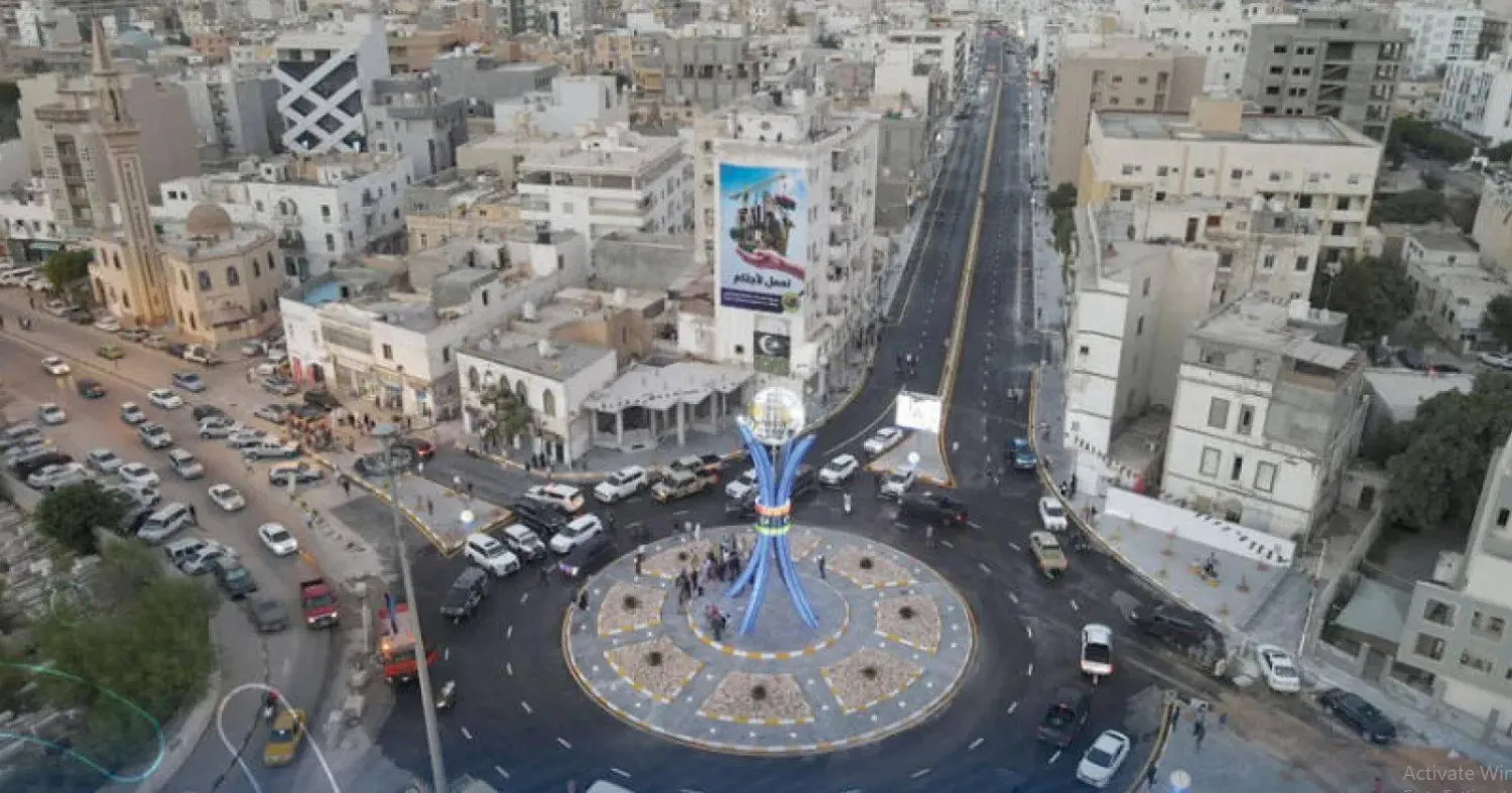 شارع النصر وجزيرة بومشماشة وسط العاصمة طرابلس بعد استكمال أعمال الصيانة والتوسعة (حكومة الوحدة)