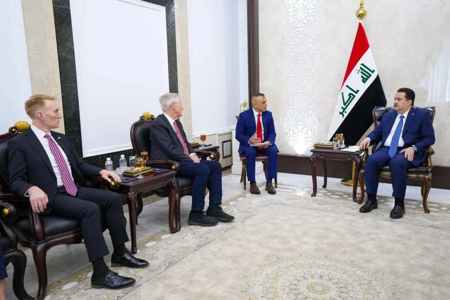 Meeting with US Senators Angus King and James Lankford, Iraqi Prime Minister Mohammed Shia al-Sudani underscored “Iraq’s political and economic stability.” (Premier’s Office) 