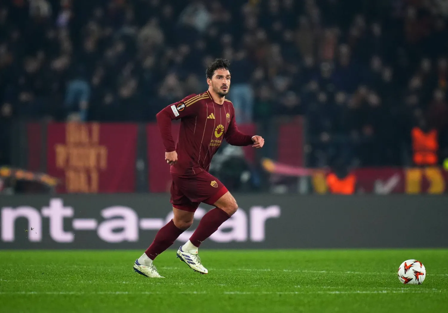 ماتس هوميلز (د.ب.أ)