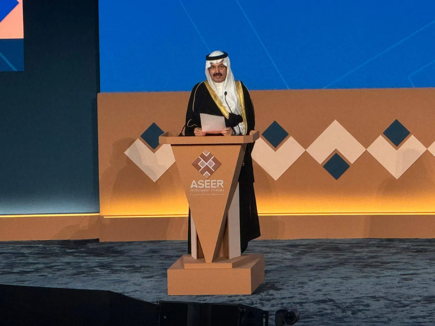 أمير منطقة عسير رئيس هيئة تطوير المنطقة الأمير تركي بن طلال بن عبد العزيز يتحدث في افتتاح المنتدى (الشرق الأوسط)