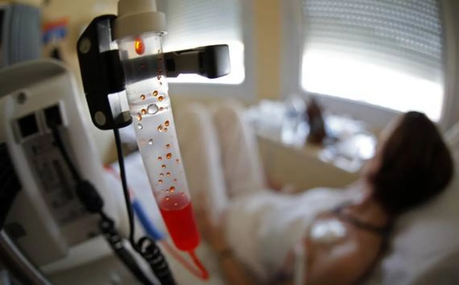 مرضى السرطان يعانون من فقدان الوزن غير المقصود أو الشعور بالشبع المبكر (رويترز)