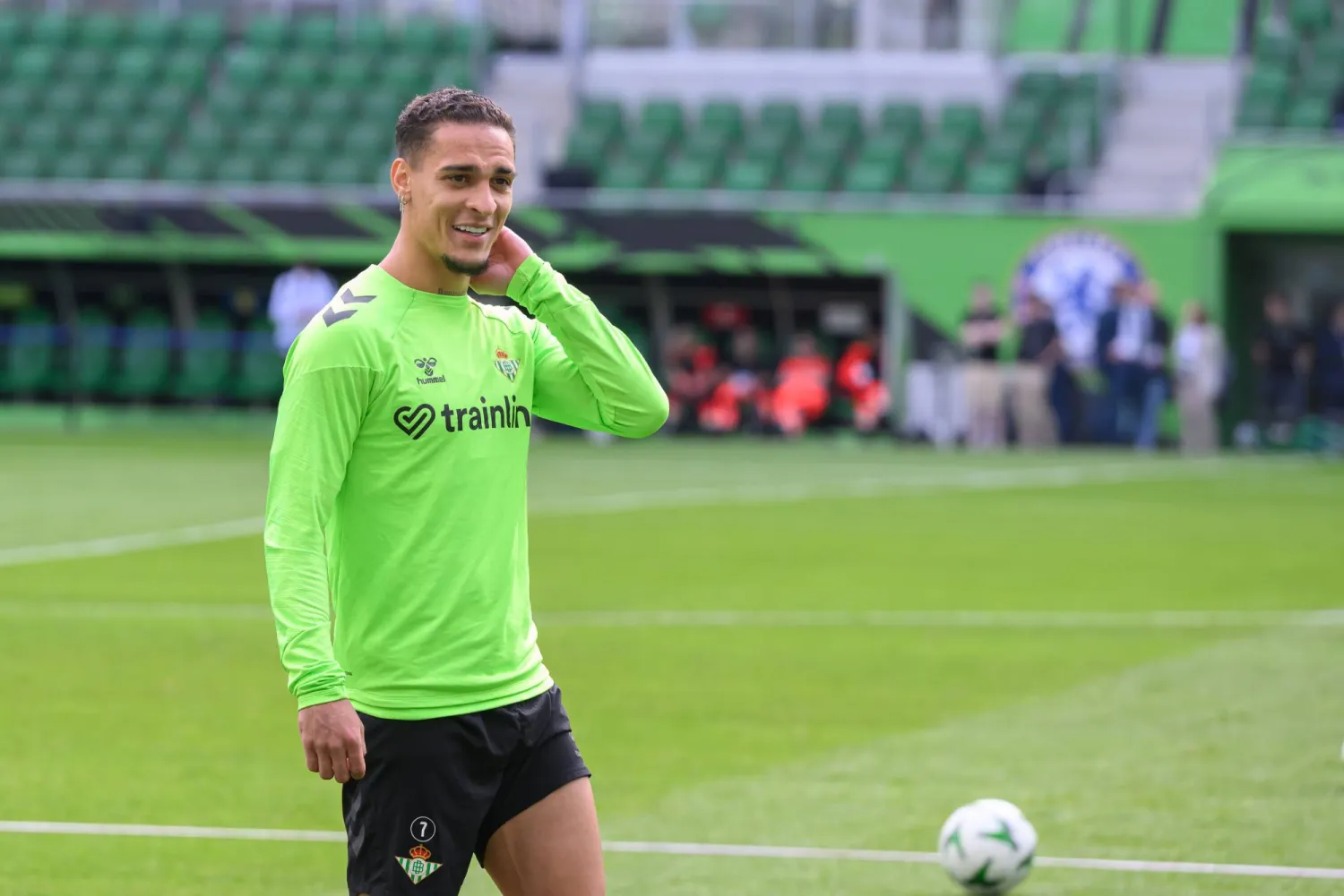 الجناح البرازيلي أنتوني لاعب بيتيس (إ.ب.أ)