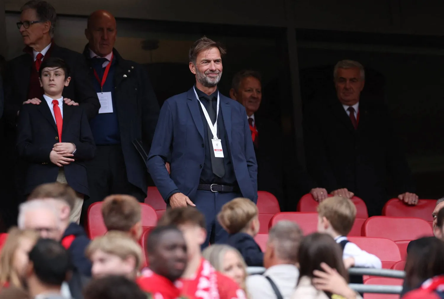 كلوب خلال حضوره مباراة ليفربول وكريستال بالاس (رويترز)