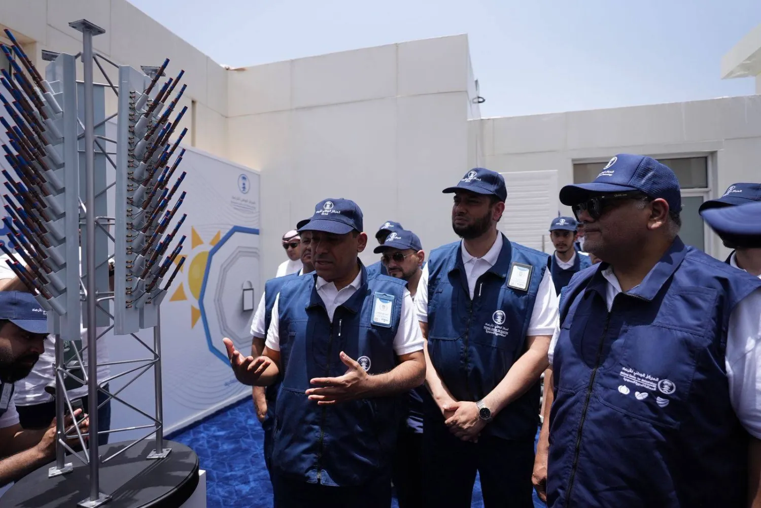 نفذ غلام جولة تفقدية على مراكز الأرصاد في المشاعر المقدسة ـ المركز الوطني