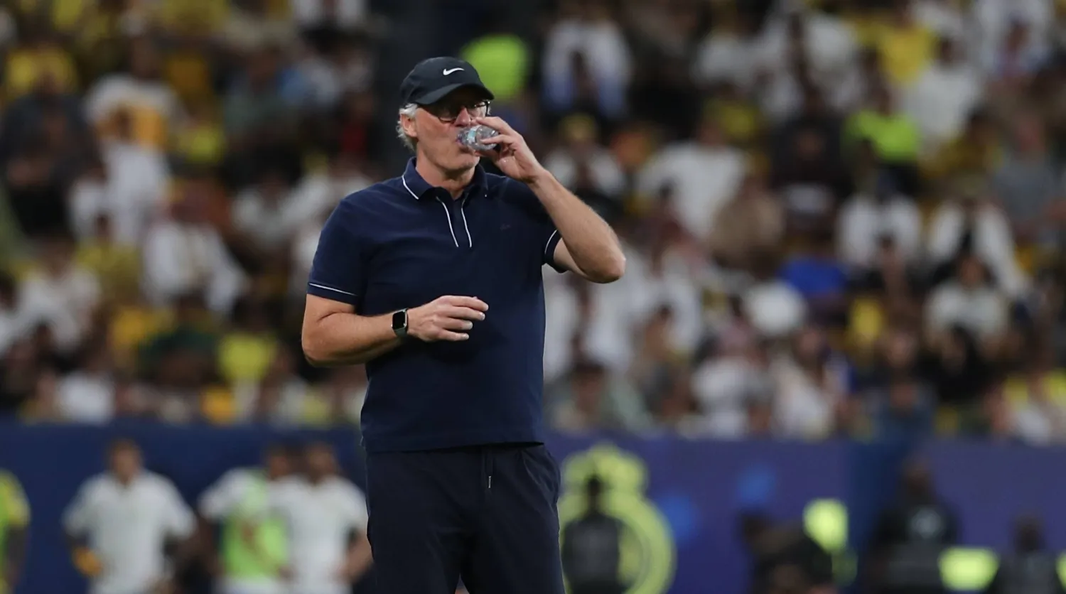 لوران بلان مدرب فريق الاتحاد (تصوير: عبد العزيز النومان) 