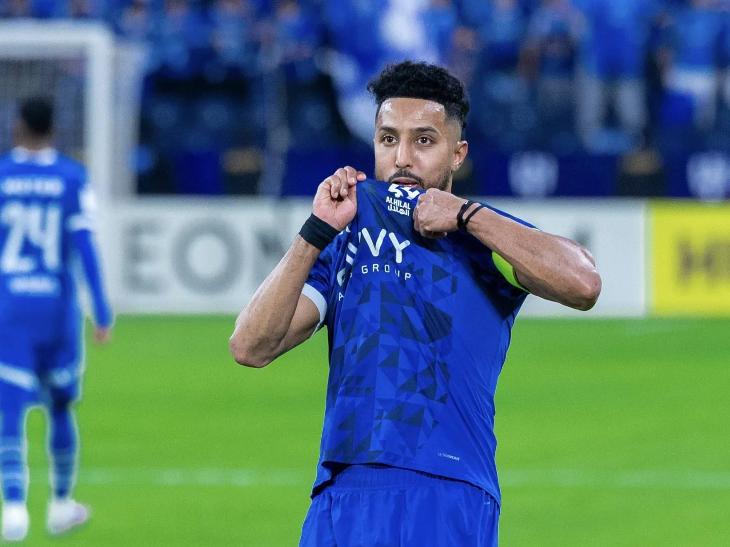 واصل سالم الدوسري تألقه هذا الموسم (نادي الهلال)