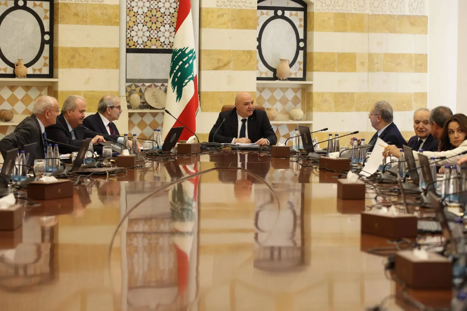 الرئيس اللبناني جوزيف عون مترئساً جلسة الحكومة (رئاسة الجمهورية)