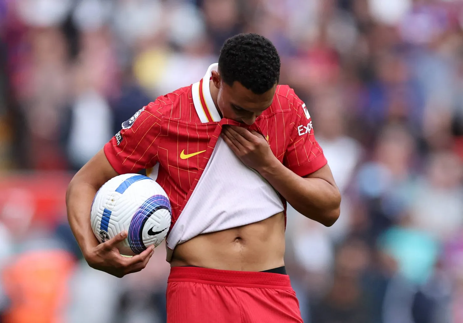 ترينت ألكسندر-أرنولد سيشارك مع ريال مدريد في مونديال الأندية (رويترز)