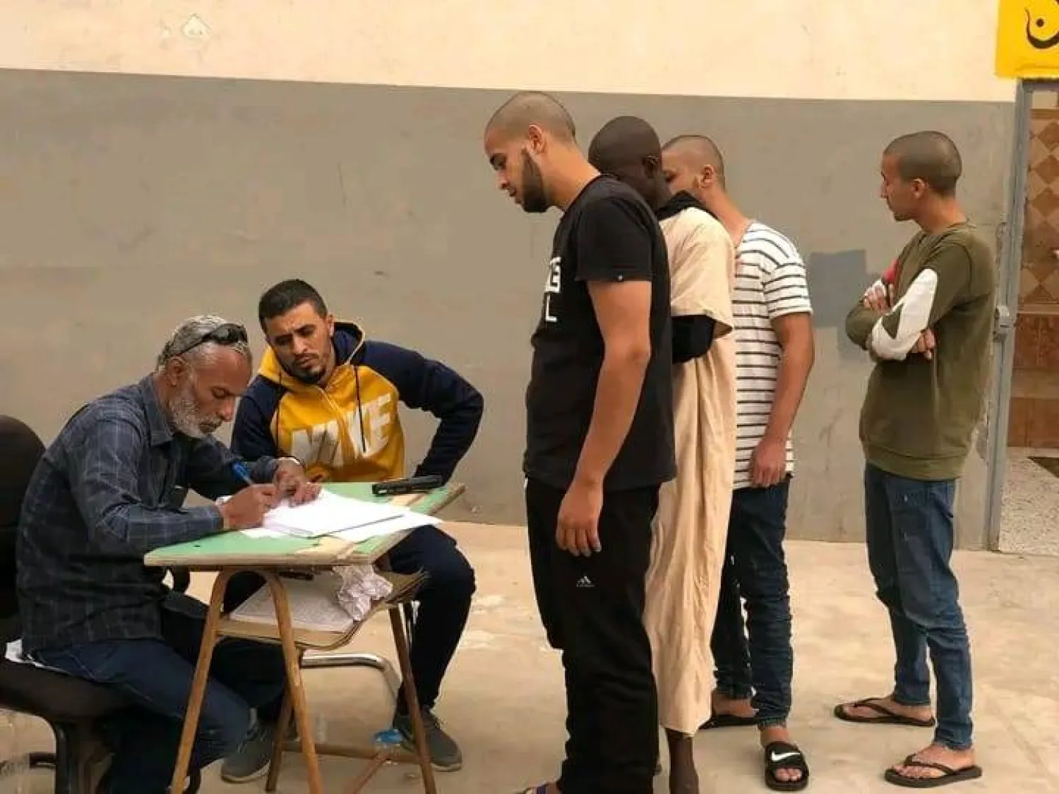 سجناء في «سجن الجديدة» بالعاصمة طرابلس (الصفحة الرسمية للسجن)