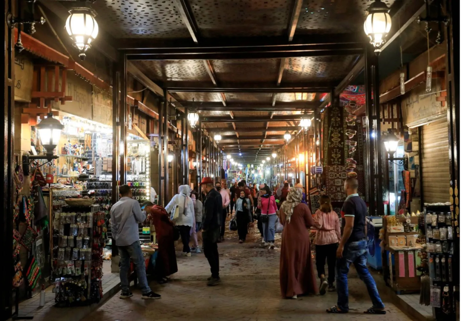 سبق أن تدخل السيسي لحل أزمات أو تحقيق آمال مواطنين (رويترز)